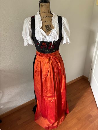 Dirndl Berwin & Wolff 40 Mit Schürze aus Seide und Bluse