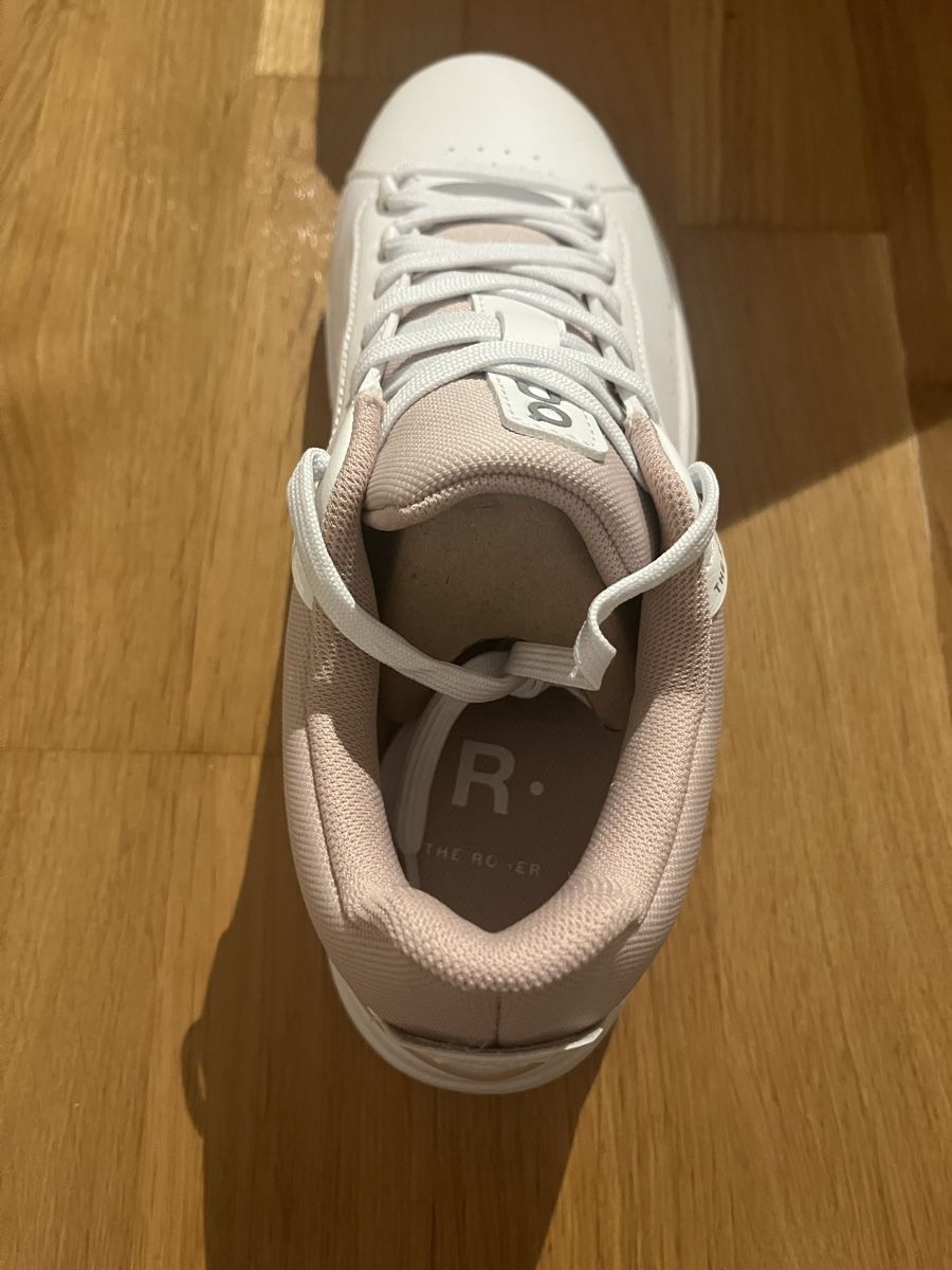 On Scarpe da donna: On Schuh – Nuovo e nell'imballaggio originale da Ennenda venduto da mir_bx27 3