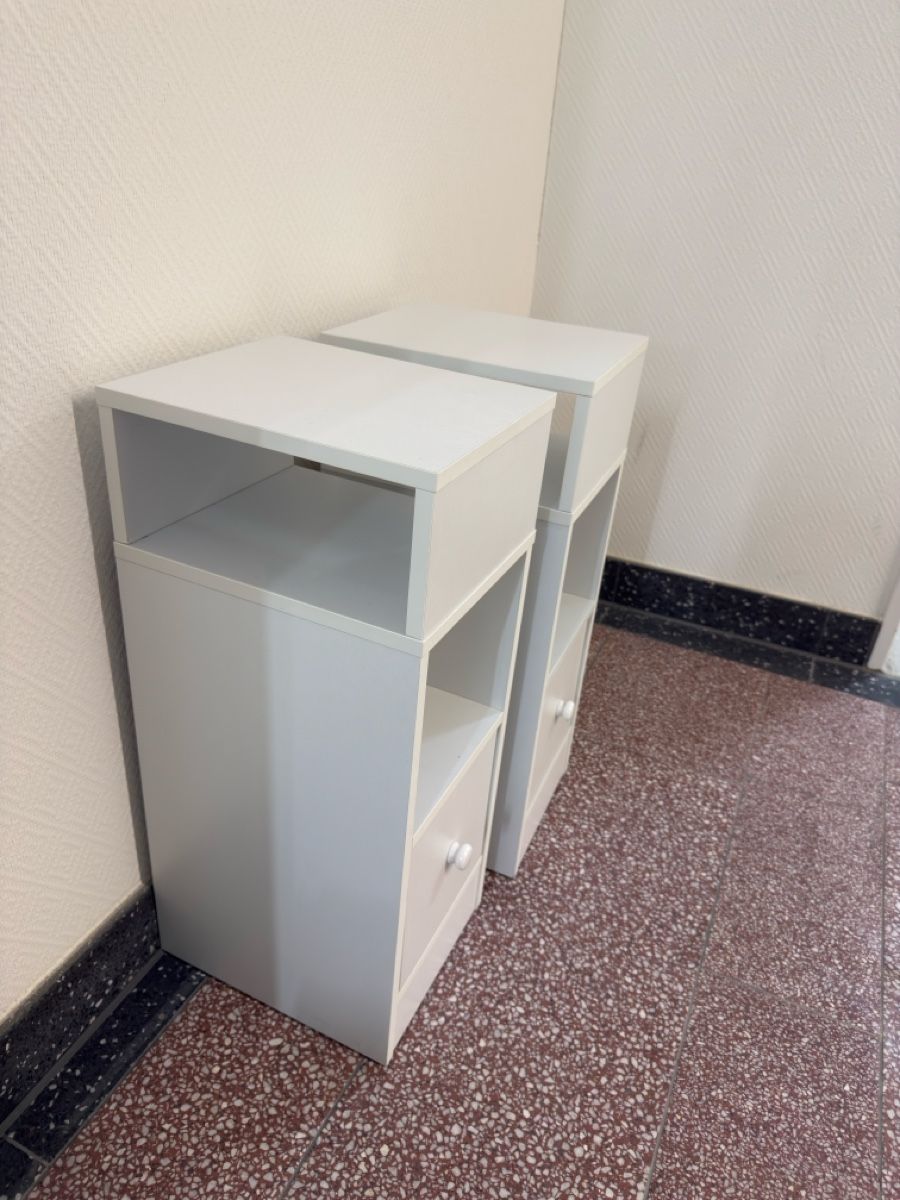Nachttische: Set 2 comodini legno bianco  – Gebraucht aus Zürich von ogl_tzs8 1