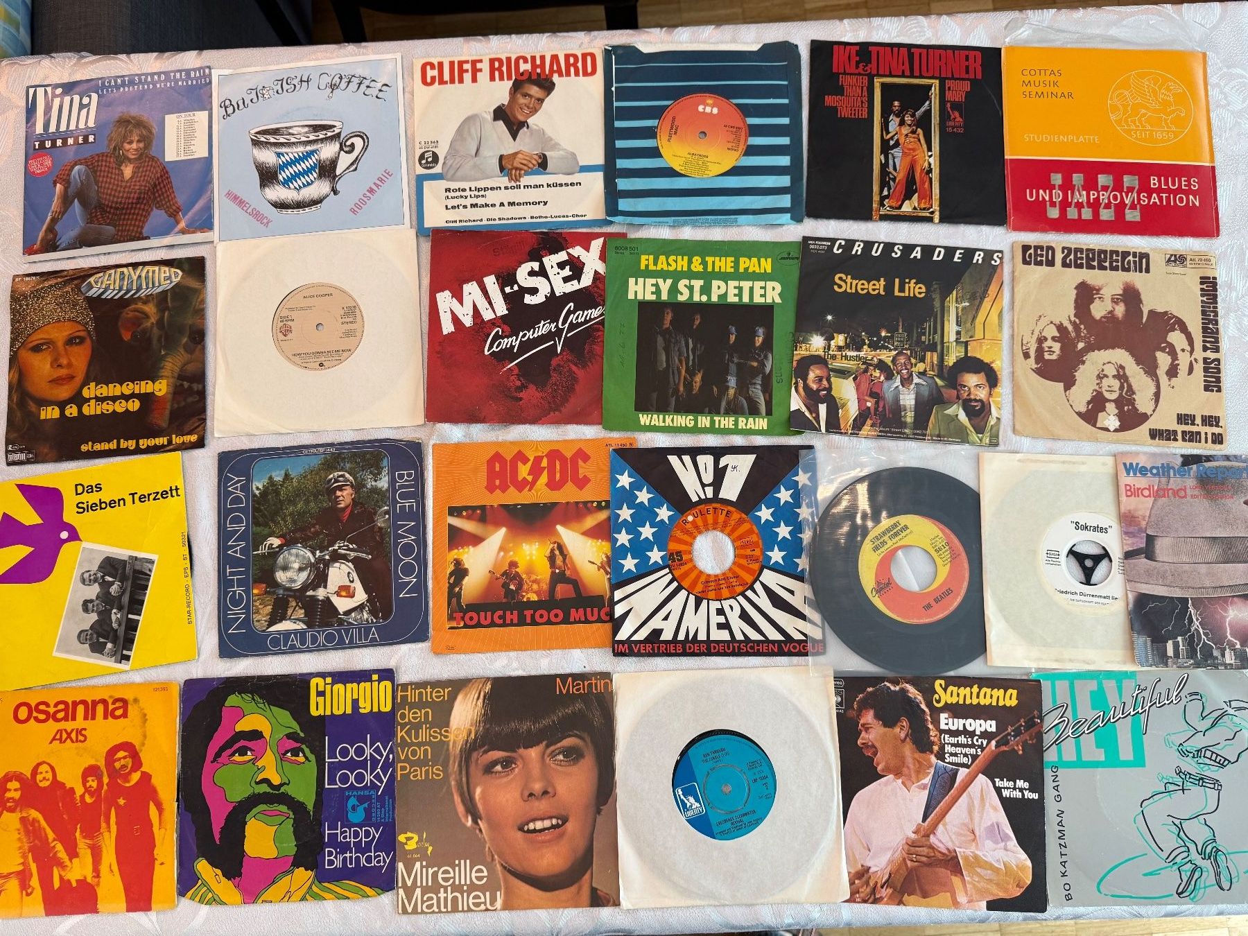 Dischi in vinile: 25 SINGLES POP/ROCK. III – Usato da Zürich venduto da fehlton
