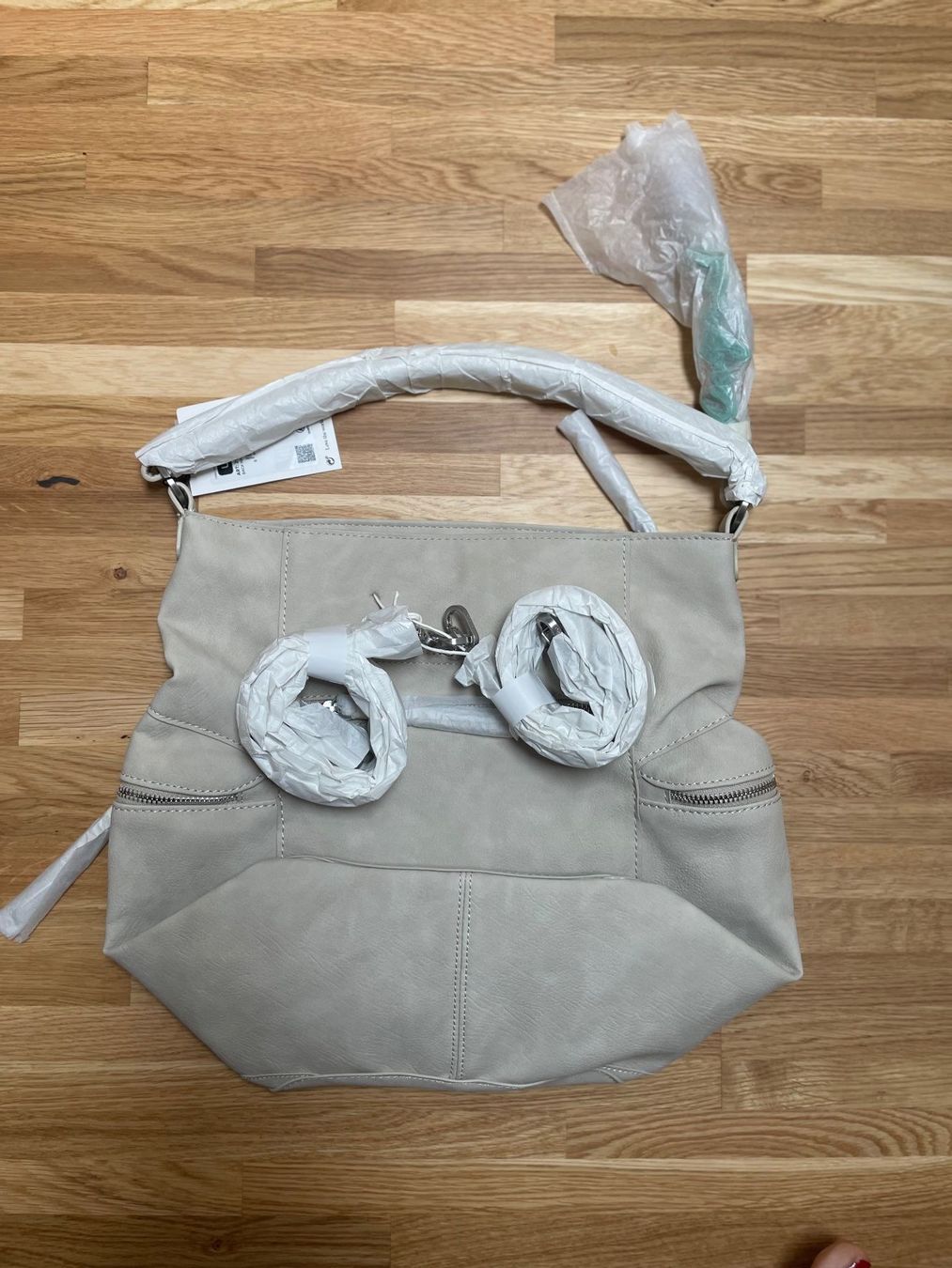 Desigual Zaini: Sac Desigual tout neuf – Nuovo e nell'imballaggio originale da Monnaz venduto da al_alexandra 3