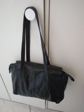 Superbe sac à main cuir noir Diesel frs 50.--