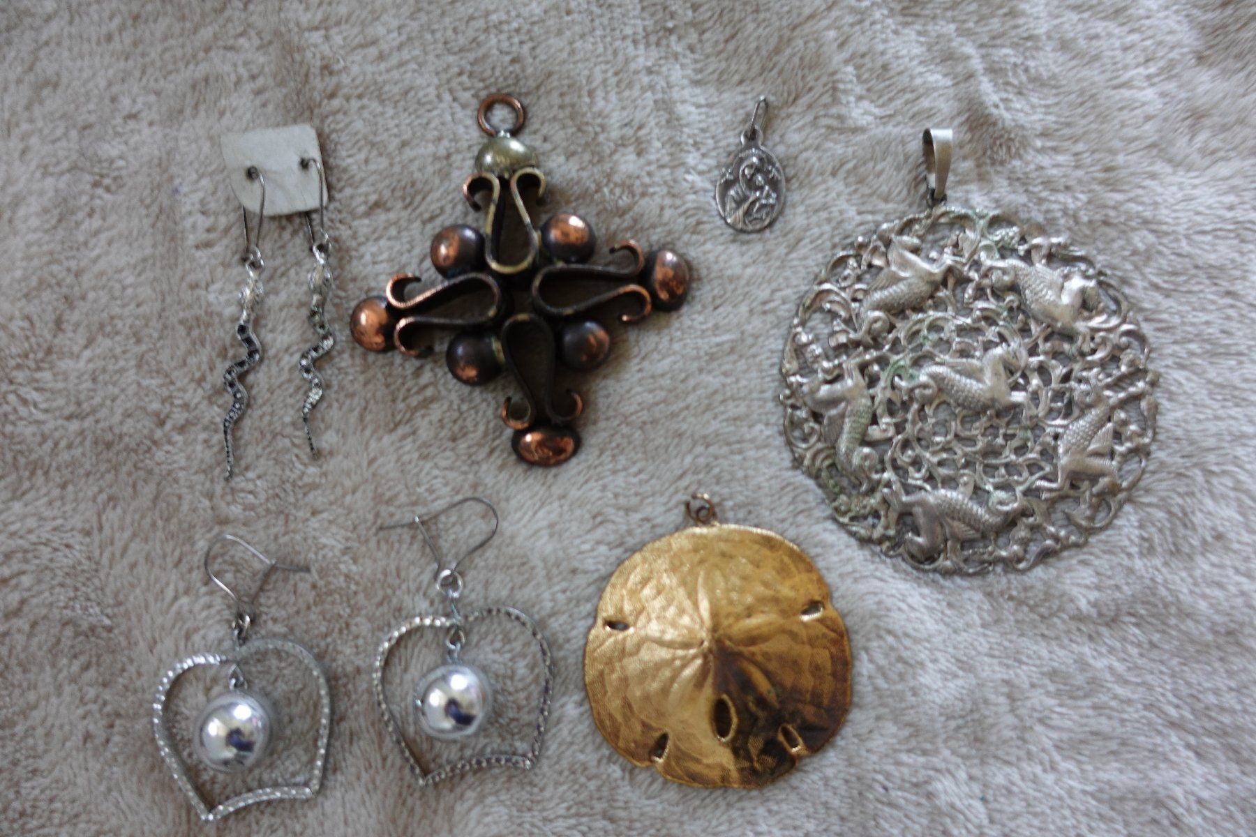 Altri gioielli: 1 schönes 31 teiliges Modeschmuck Set – Usato da rorschach venduto da Babsi64 1