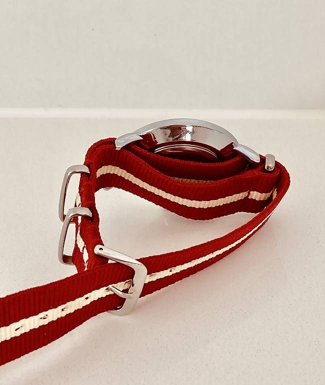 Montres: Uhr von Geneva – D'occasion à Thun par Fuesu1812 2