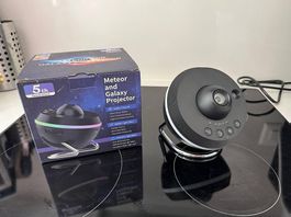 Yuwanet Stellaflux Planetarium Projektor 13 in 1