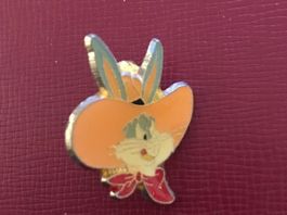 Comic Buggs Banny  Pin