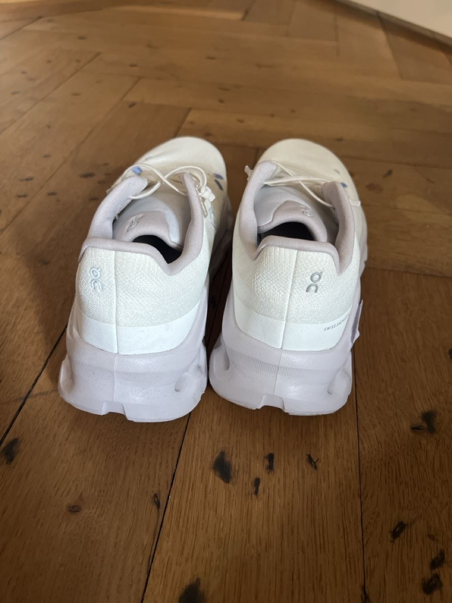 Scarpe da donna: On Cloud Tilt – Usato da Zürich venduto da Sarah552 1