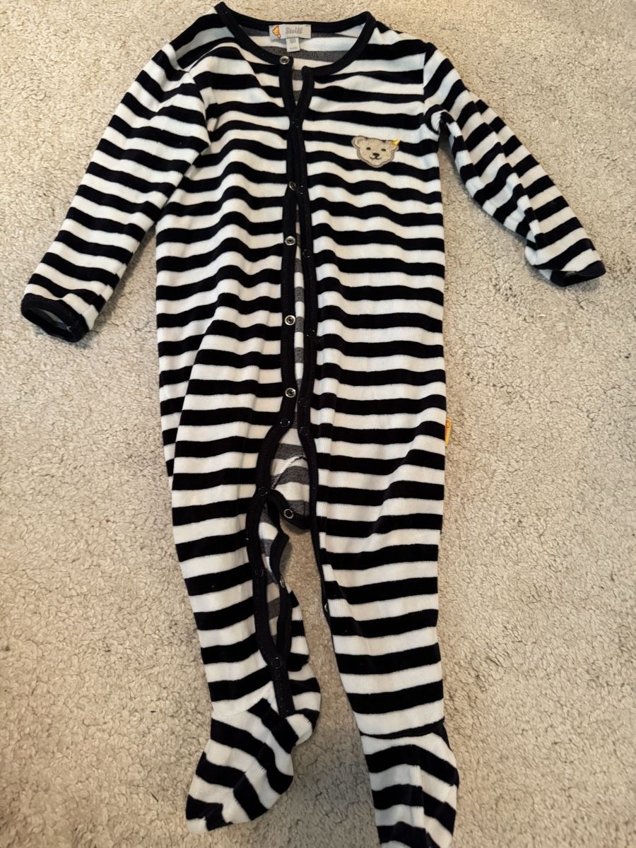 Steiff Pyjamas: Steiff Strampler gestreift, Gr. 80 – D'occasion à Küsnacht ZH par ToddyGinger