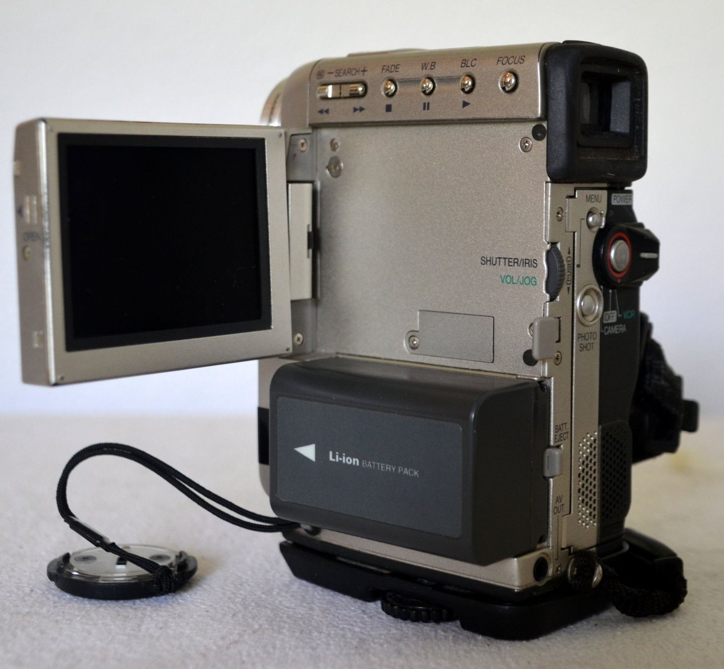 Panasonic Camcorder: Camcorder MiniDV Panasonic NEX1  caméscope – Defekt aus Collonges von arashee 3