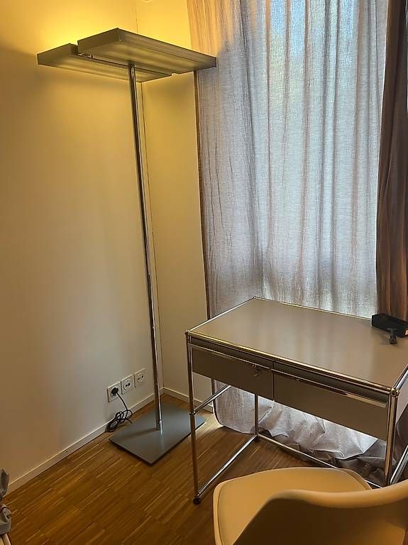Lampade: Chrom-Edelstahl-Stehlampe  – Usato da Zürich venduto da Samoo01 3