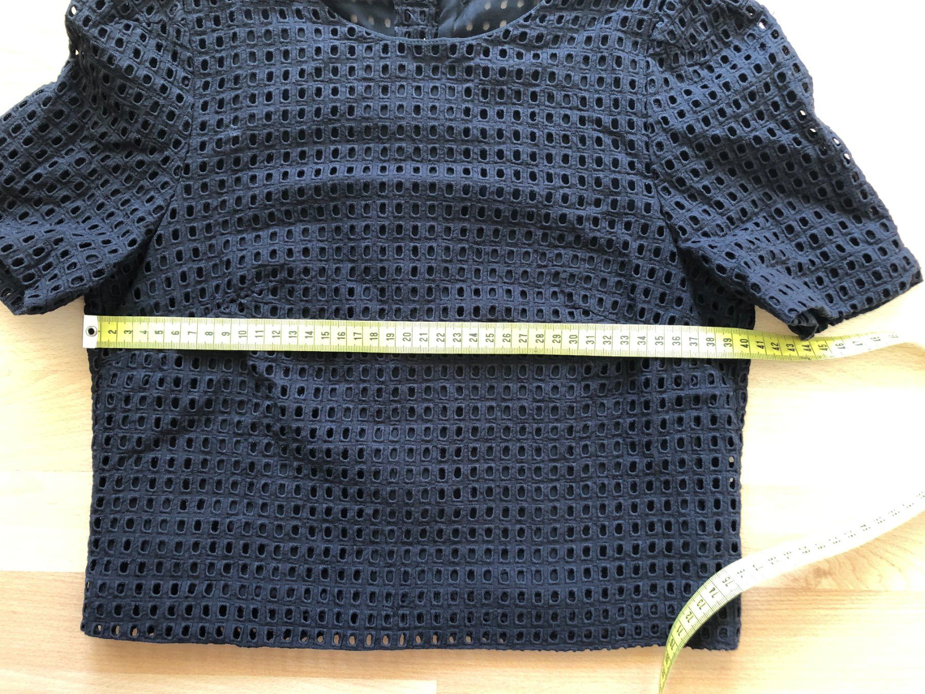 H&M Camicette: H&M Crop Bluse  34 – Usato da Dietlikon venduto da Luna77 3