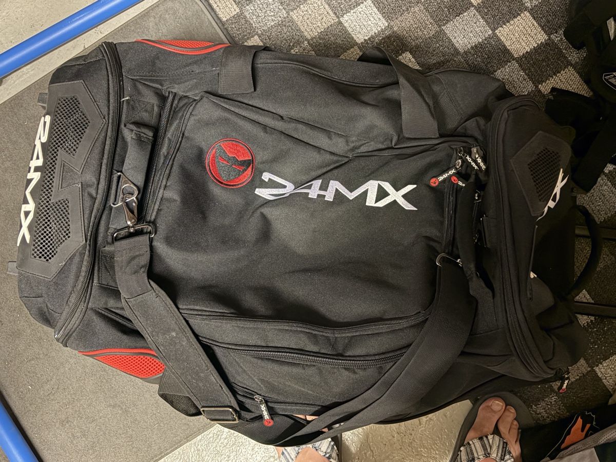 Reisekoffer: À vendre sac 24MX tout en un  – Gebraucht aus Denges von retrouvailles 2