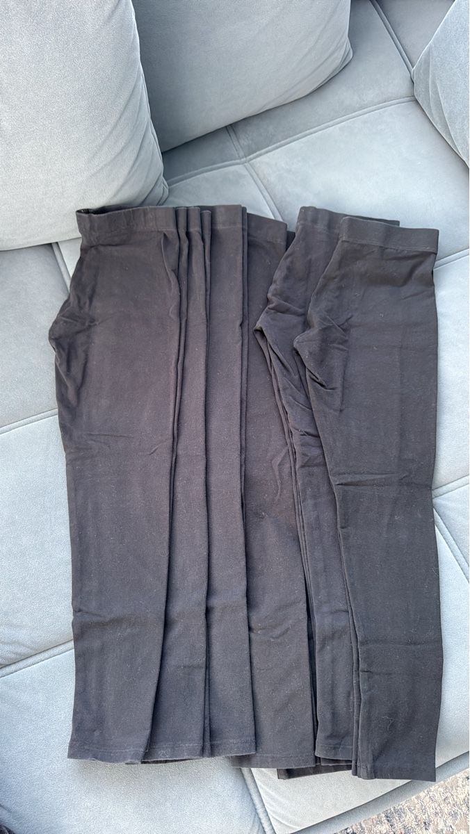 Strümpfe & Strumpfhosen: Black Leggings – Gebraucht aus Einsiedeln von Cla_9z66