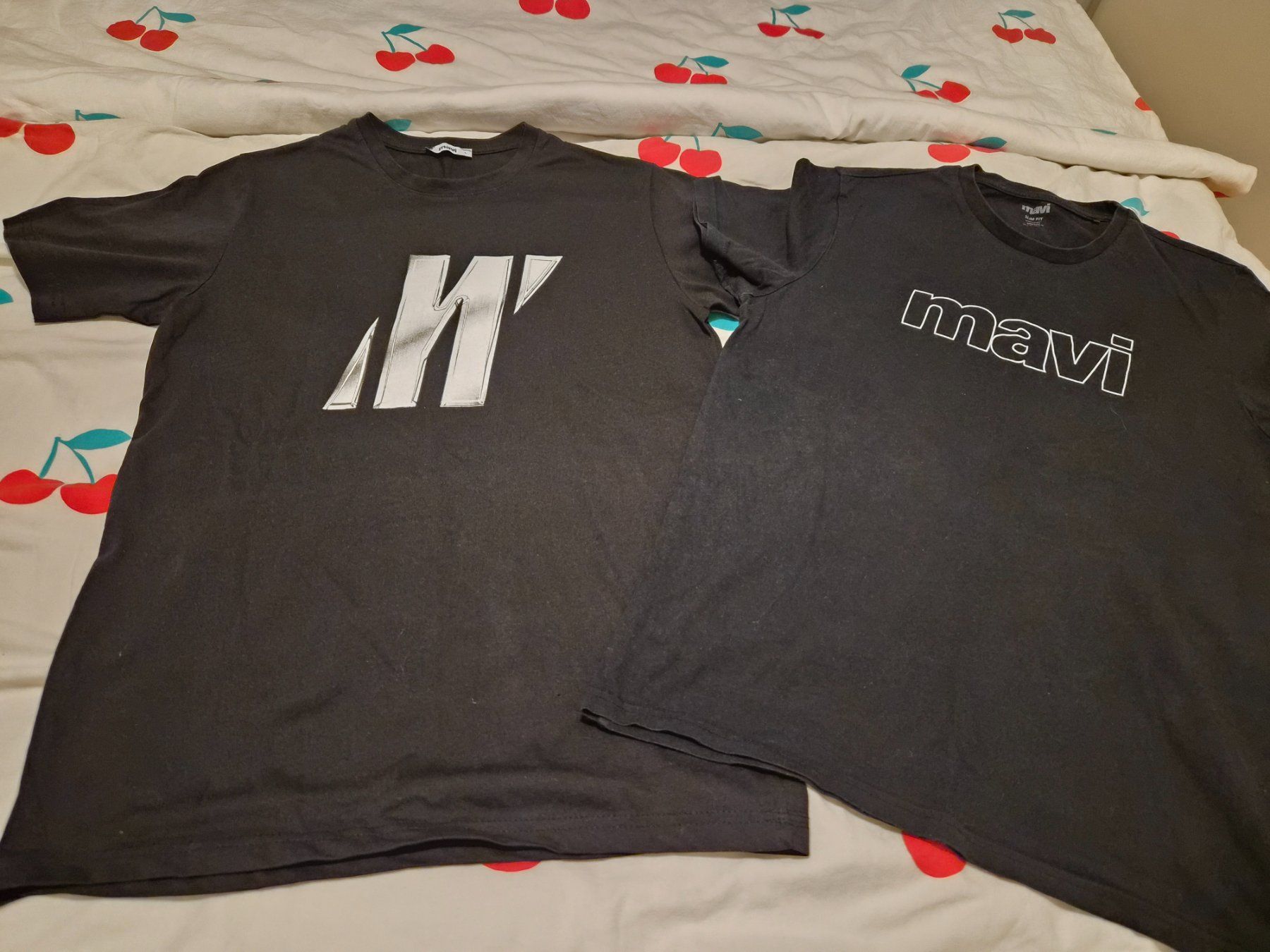 T-Shirts: T-shirt 2 stk grösse M &L – Neu (gemäss Beschreibung) aus Dietikon von Eleda