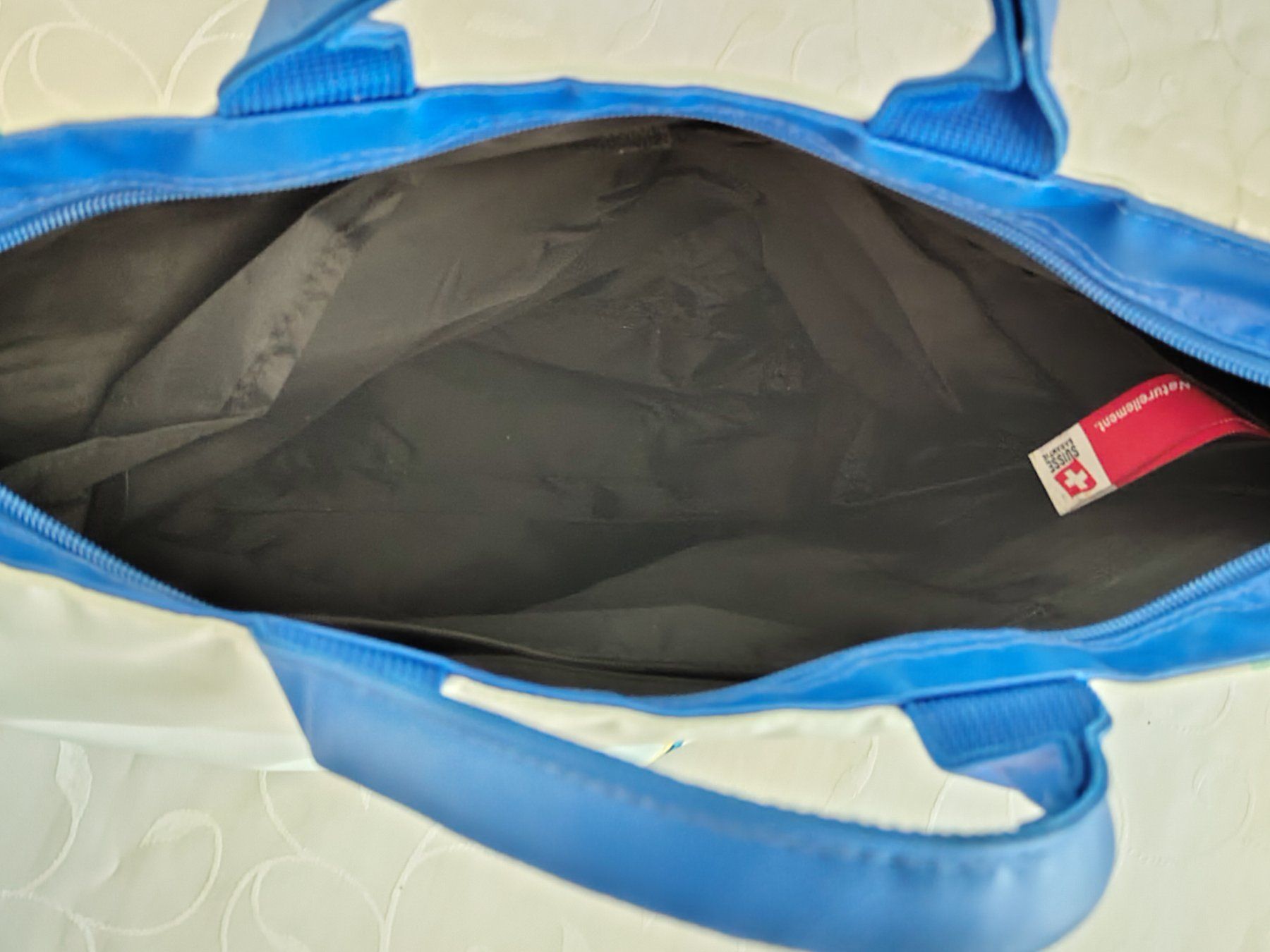 Borse da donna: schöne Swiss Milk Kult Tasche – Usato da Brüttisellen venduto da kikaninchen79 1