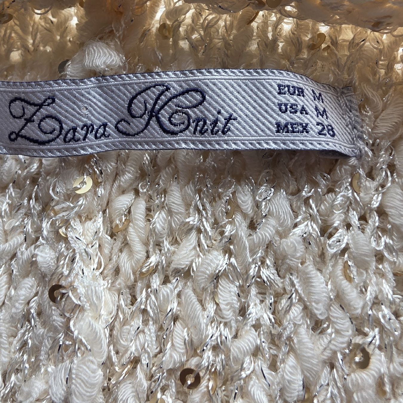 Zara Vestes: Zara Strickjacke mit Pailletten, Grösse  M – Neuf (Voir description) à Rheinsulz par Gilea 5