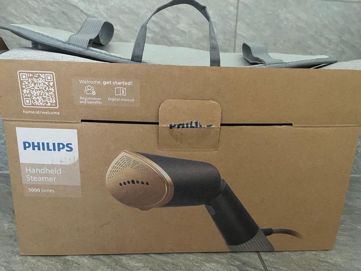 Philips Dampfreiniger: Kleider Steamer – Gebraucht aus Allschwil von dmu2