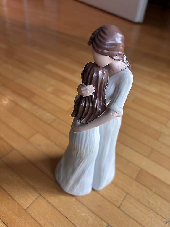 Figurines: Mutter-Tochter Geschenk – Neuf avec emballage d'origine à Dottikon par Skyylark 1