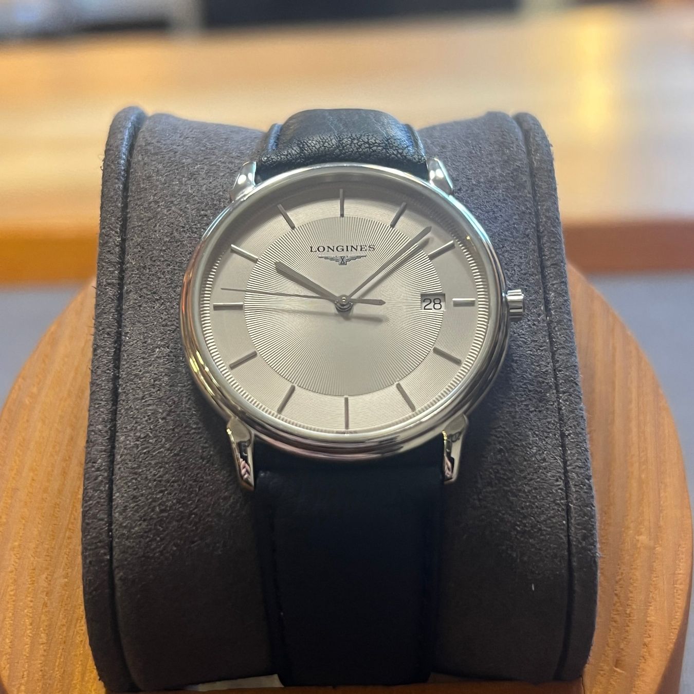 Longines Orologi: Longines La Grande Classique 33mm L4.677.4 – Usato da Carouge GE venduto da Watchaser
