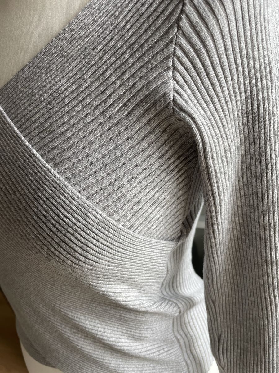 Maglioni & Felpe: Grey sweater - size S – Nuovo (secondo la descrizione) da Fischbach-Göslikon venduto da Vera2109 2