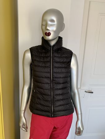 MaxMara Weekend: Schwarzes, leicht gefüttertes Gilet, 36