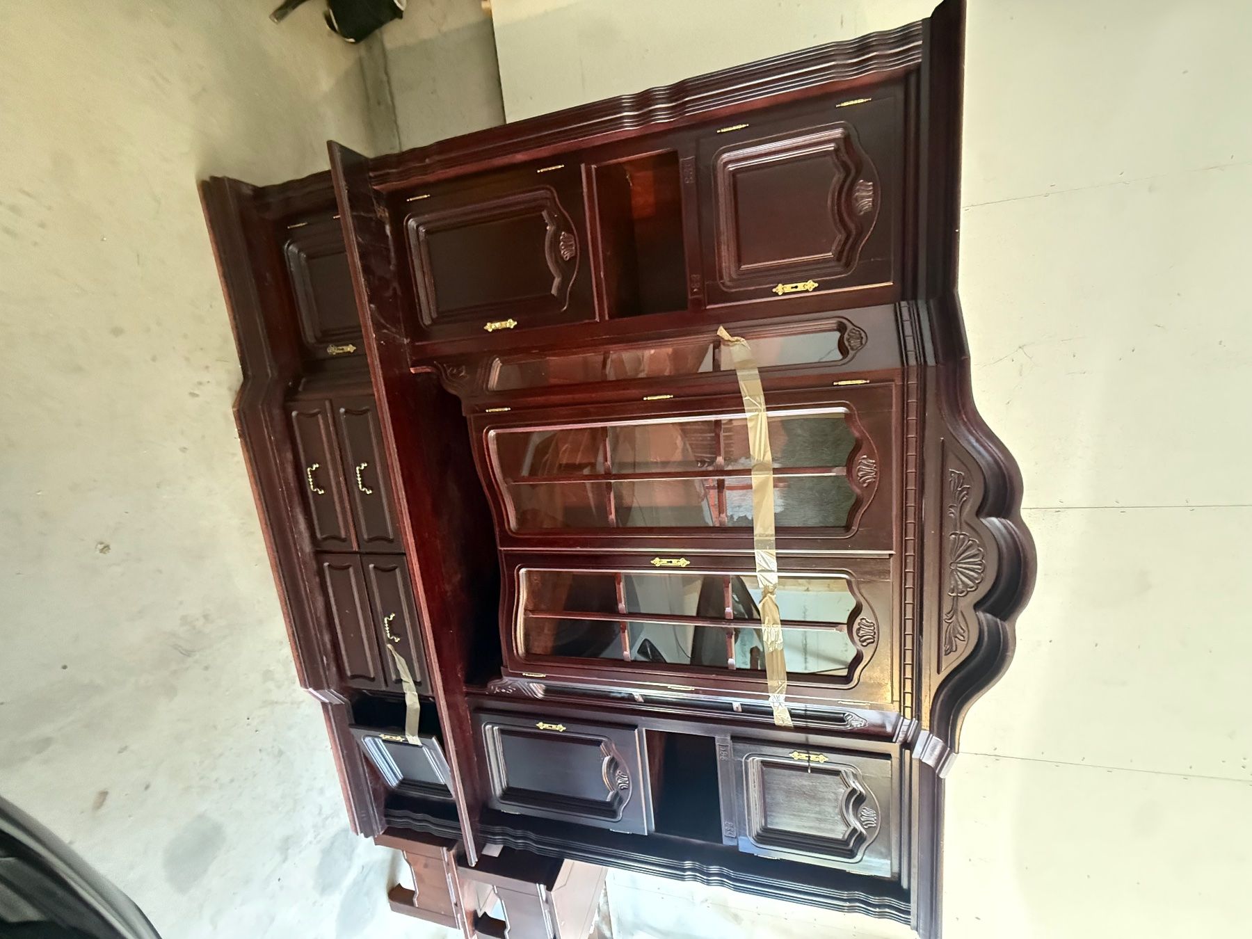 Buffets: Wunderschönes Holz Büffet – D'occasion à Fehraltorf par bri_m65j