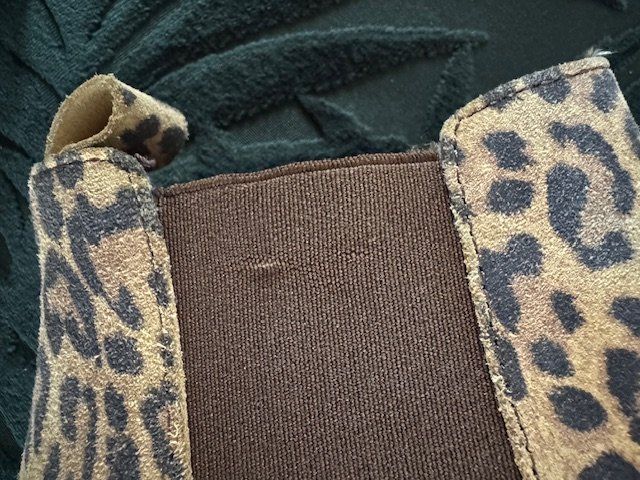 Damenschuhe: Stiefeletten Leoparden Muster aus Leder – Gebraucht aus Winterthur von juve1972 5