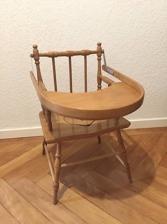 Tavoli: Antiker Kindersitz mit Klapptisch – Usato da Lachen SZ venduto da honeybee67