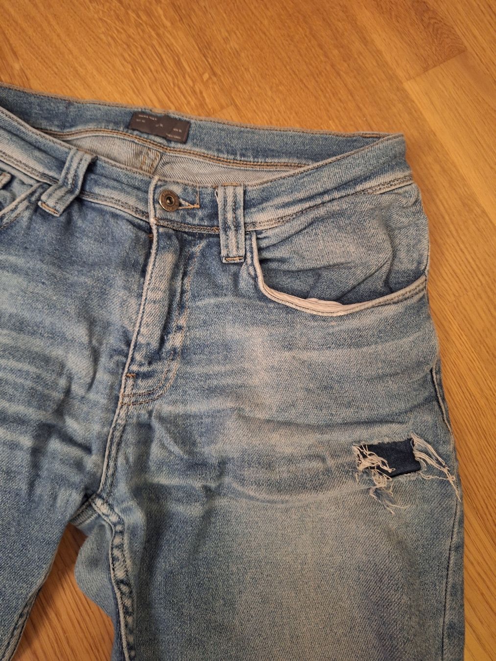 Zara Jeans: Zara Man Jeans, destroyed Look, Grösse 40 – Usato da Basel venduto da kiko9 2