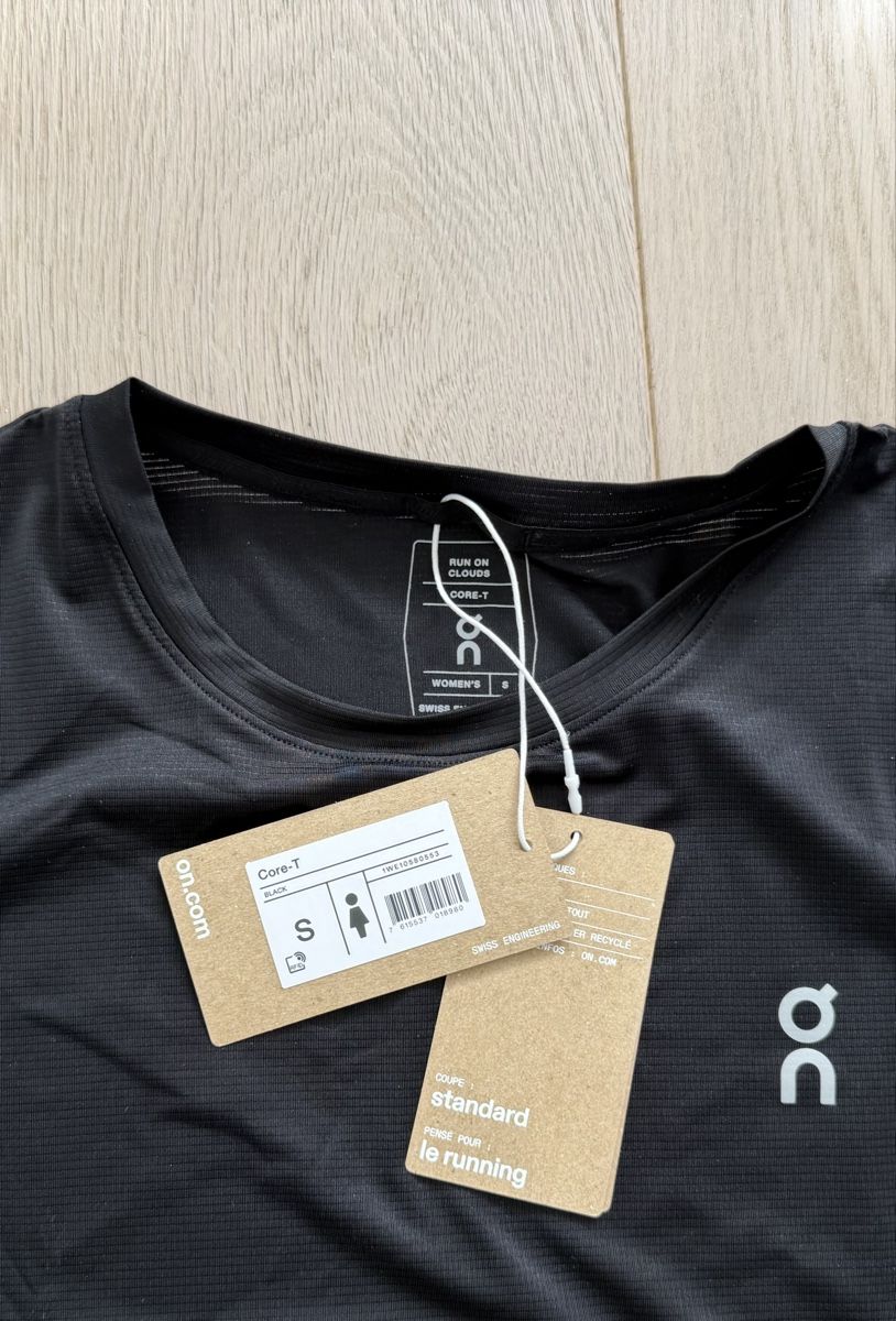 On T-shirt: On Core-T S  – Nuovo (secondo la descrizione) da Brig venduto da Zuckerfee13 2