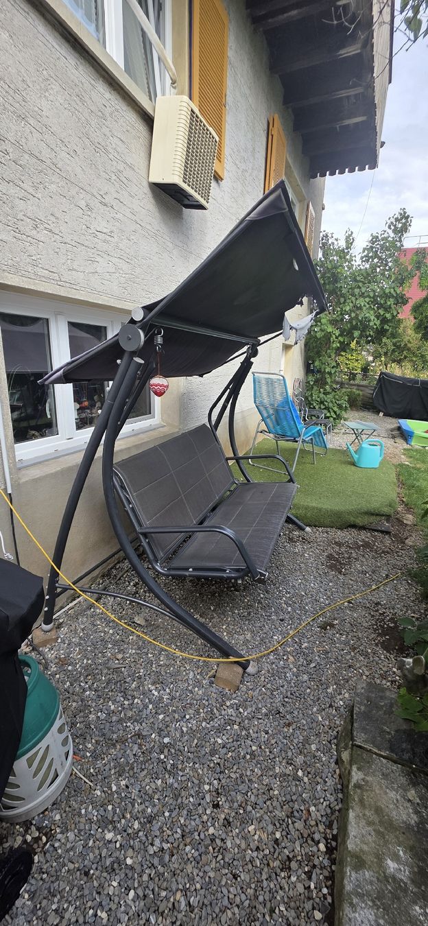 Altre altalene da giardino: Hollywood Gartenschaukel Grösse 3-Plätzer – Usato da Menzingen venduto da vannessa.studer 3