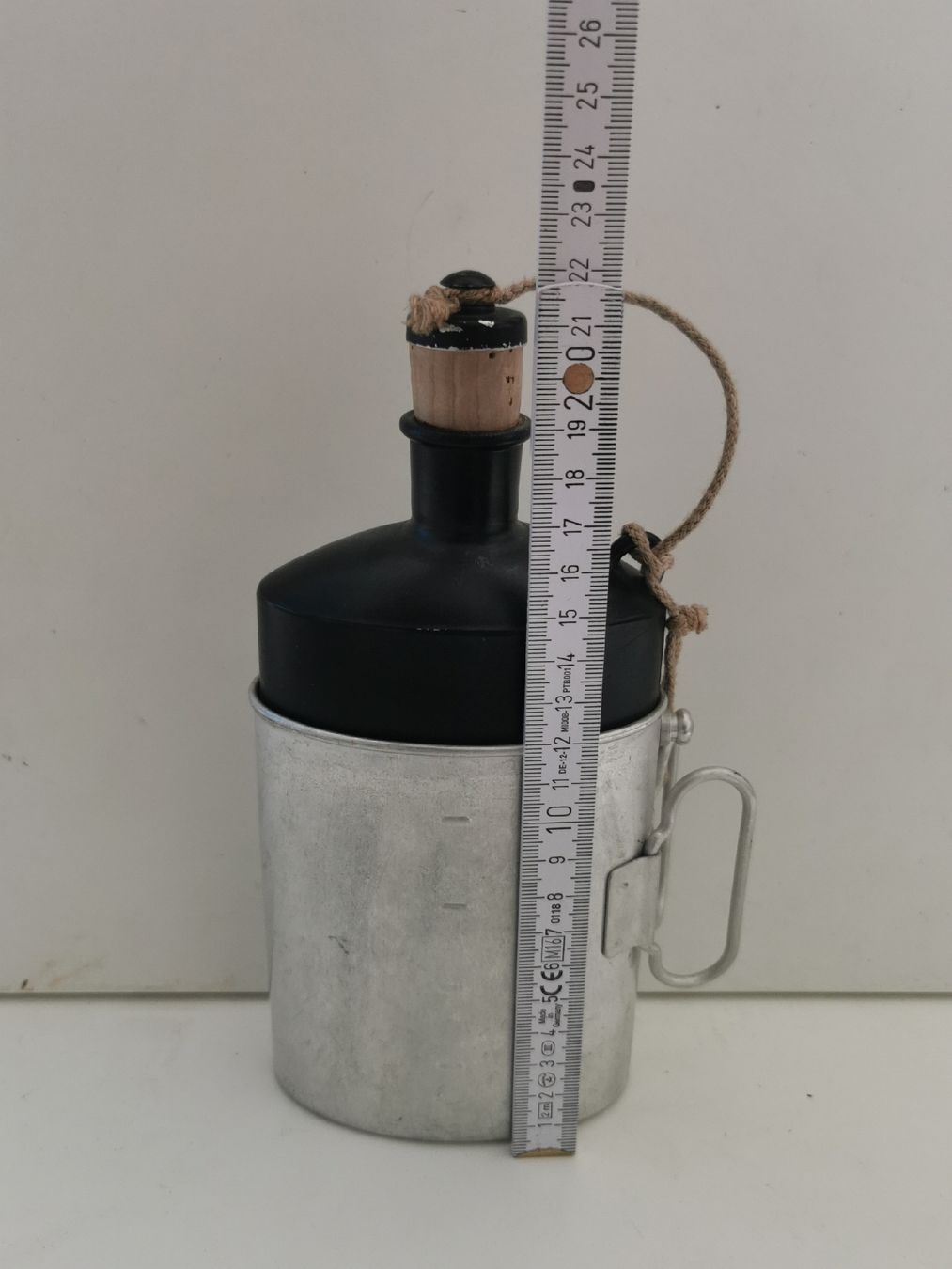 Schweizer Armee Attrezzatura & Pezzi di ricambio: Vintage Feldflasche Schweizer Armee (W11)  – Usato da Neuenhof venduto da SchnaeppliAllerlei 7
