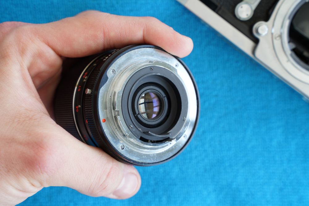 Konica Appareil photo: Konica Autoreflex T - Vivitar 35mm f:2.8 – Défectueux à Dagmersellen par sim_zqh8 4