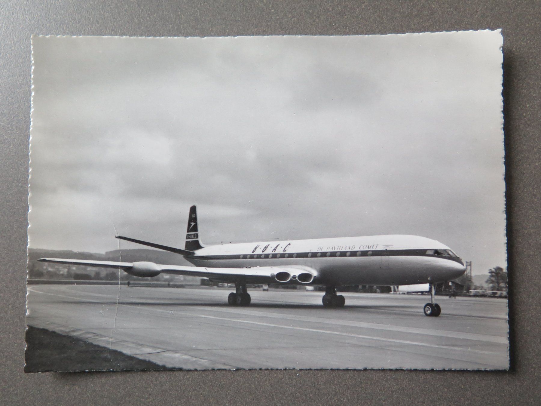 Ansichtskarten: B.O.A.C. - GB DE HAVILLAND "COMET" DER B.O.A.C. – Gebraucht aus Wittenbach von lipasal