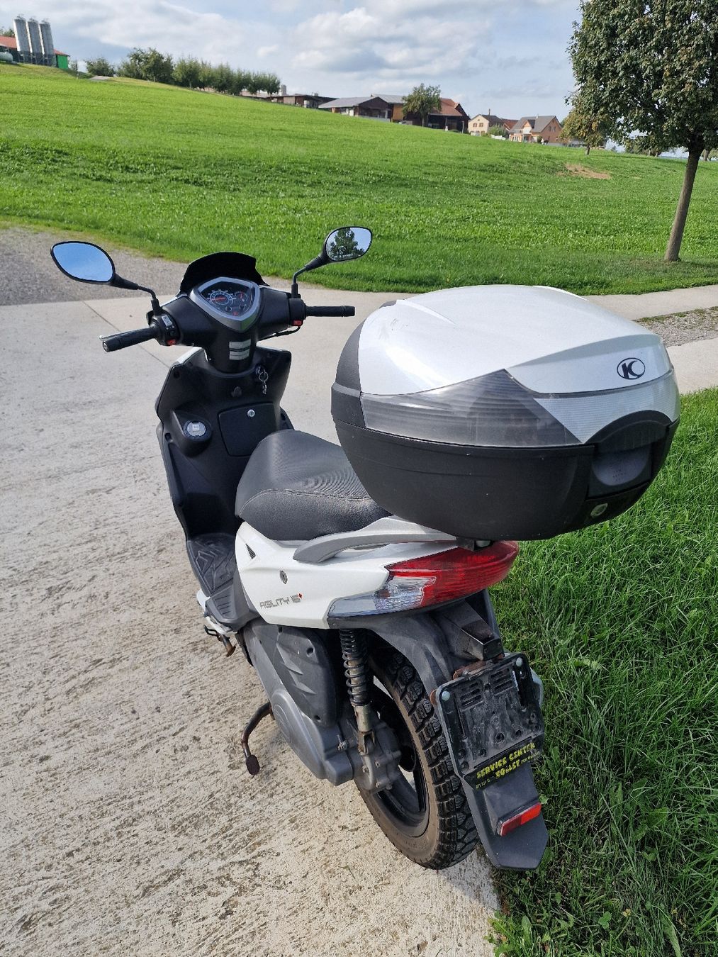 Kymco Scooters: Kymco Roller 125 – D'occasion à Niederbüren par Geeo 1