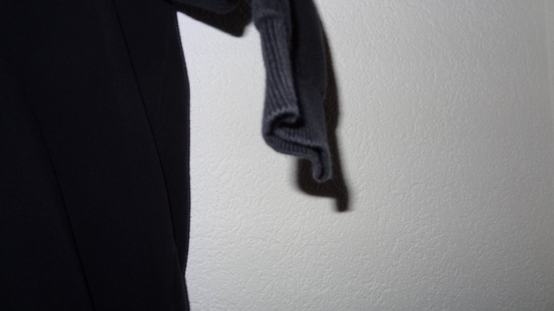 C&A Maglioni & Felpe: Angelo Litrico Herrenpullover mit V-Ausschnitt Grösse M – Usato da Winterthur venduto da Blueedition 6