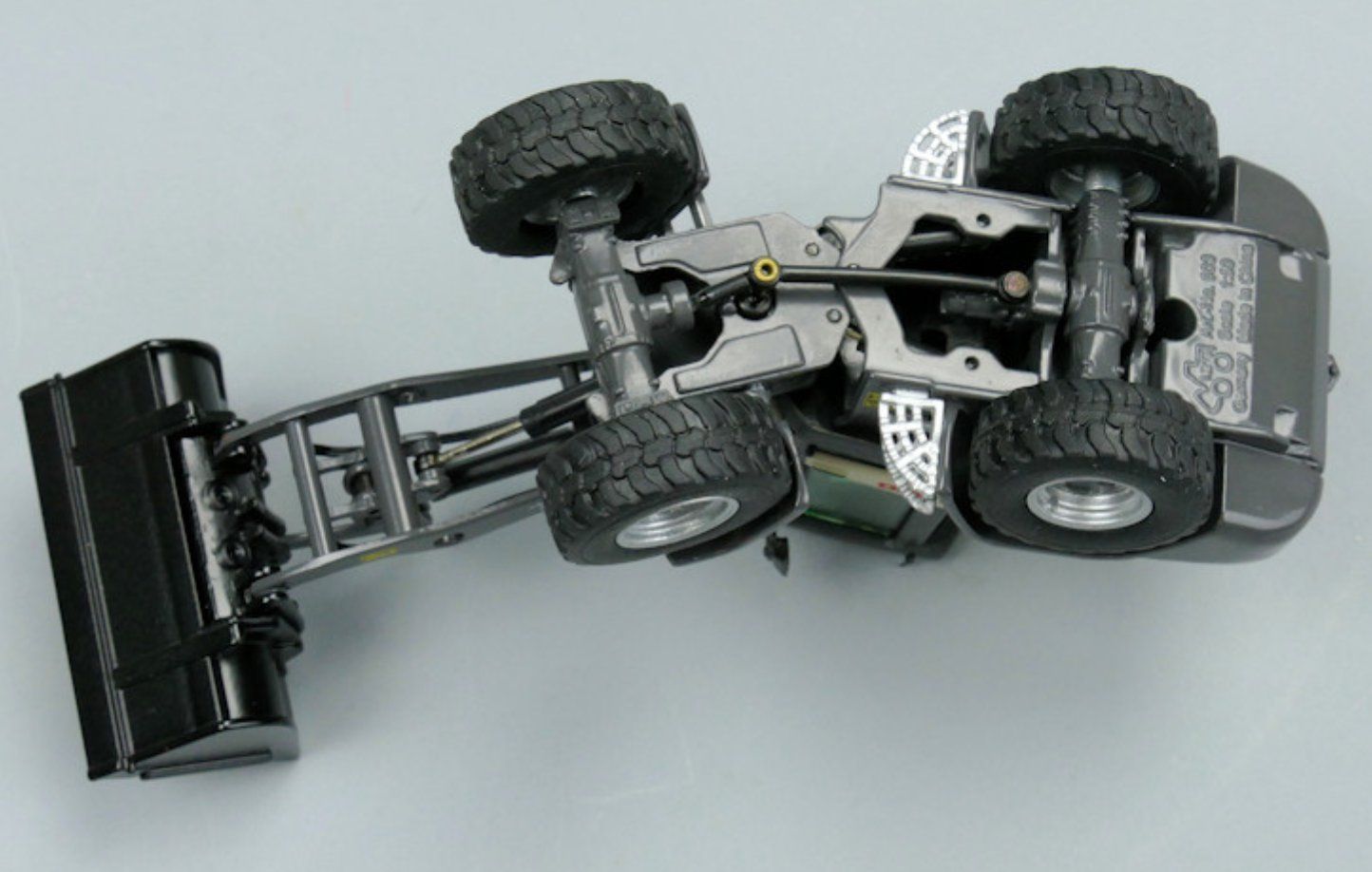 Terex Kits de montage: Terex TL120 Compact Wheel Loader - NZG 903 - 1:50 – Neuf avec emballage d'origine à Trélex par Arnaudyak 1