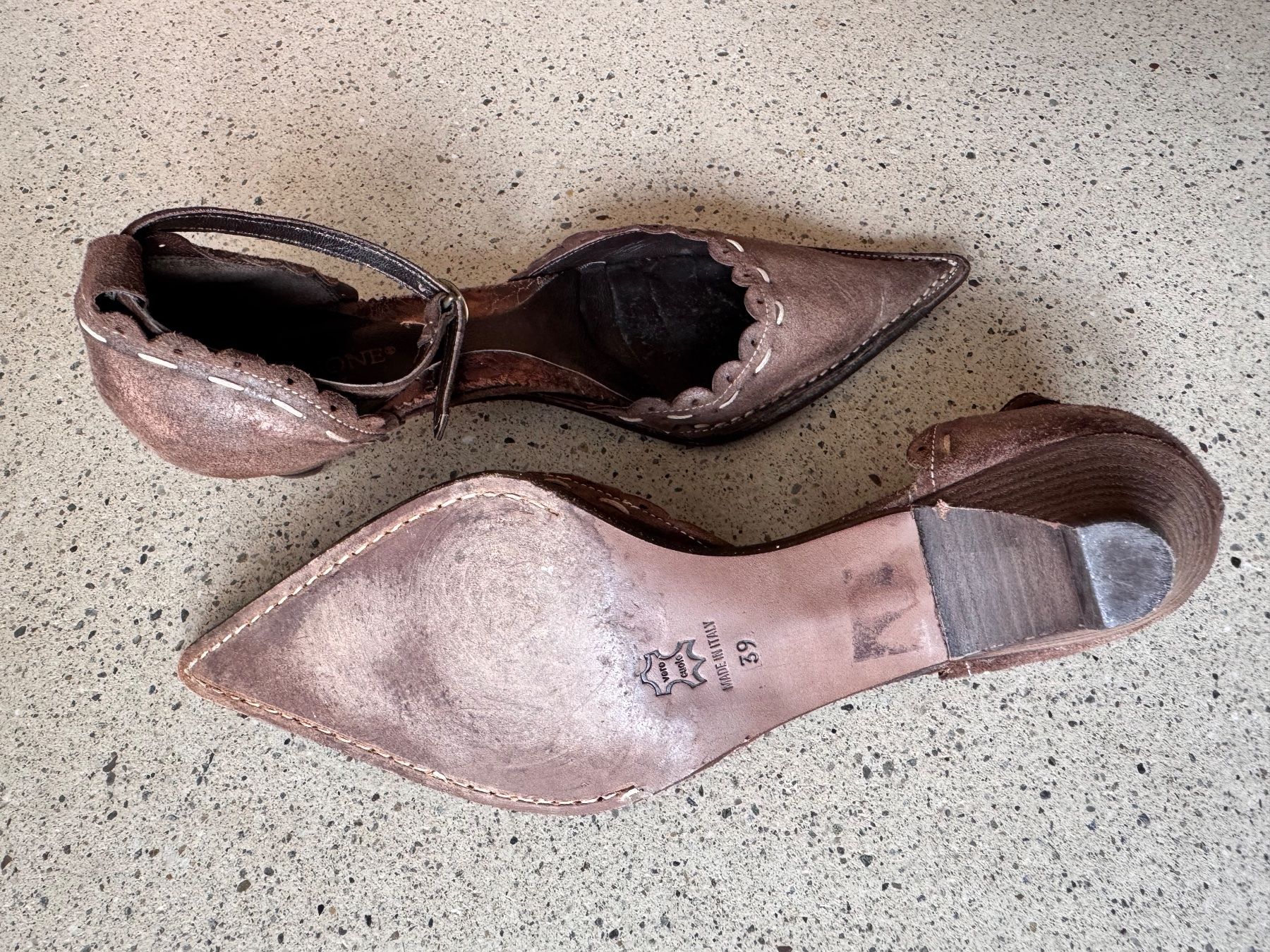 Scarpe da donna: Spezielle spitze Schuhe – Usato da Uerkheim venduto da erdf 2