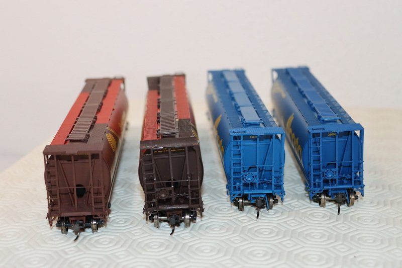 Modelleisenbahnen: 4 US Güterwagen ( 552 ) – Gebraucht aus Kerzers von Winu64 7