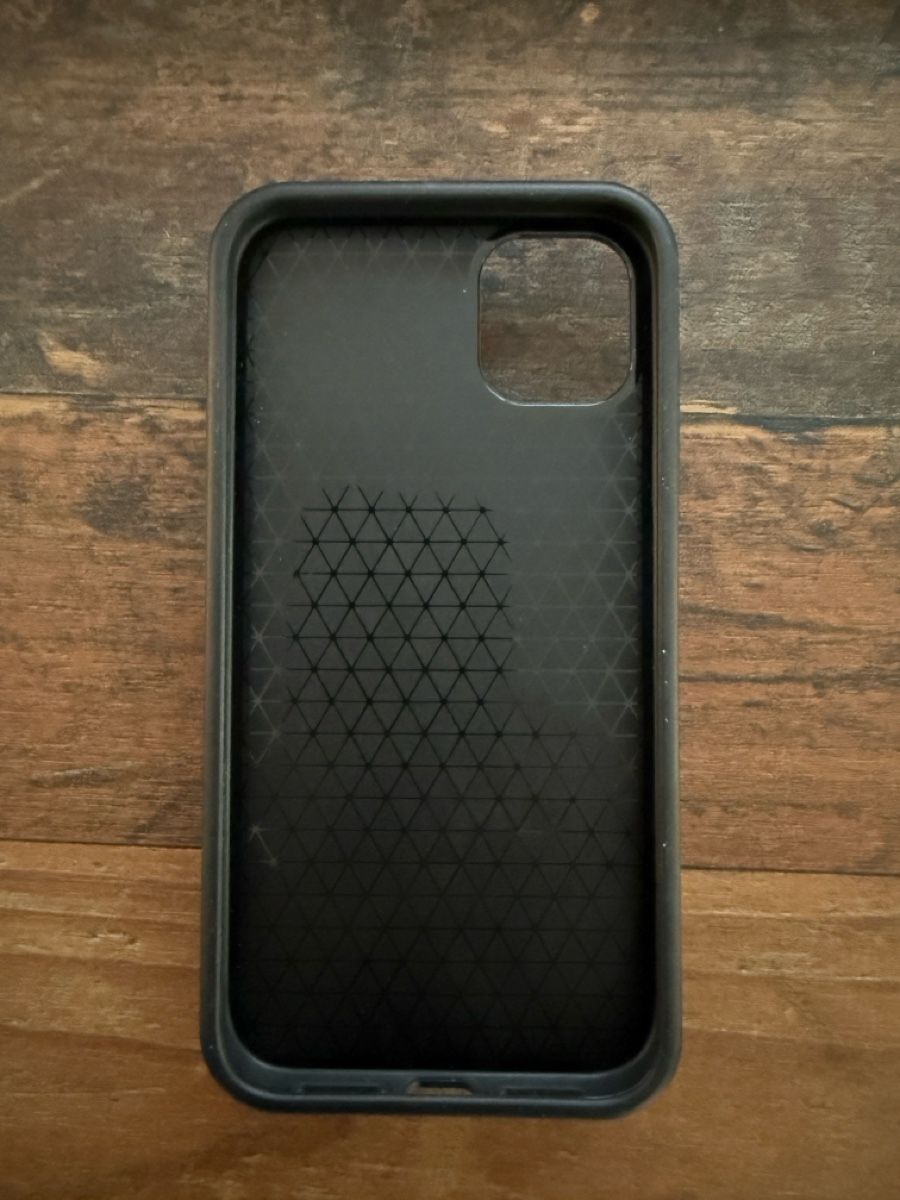 Apple Cover & Protezioni schermo: Iphone 11 Hülle aus Leder – Nuovo (secondo la descrizione) da Tamins venduto da Silvio_Grischa71 1