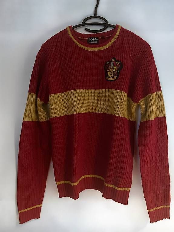 Pullover & Sweatshirts: Harry Potter Gryffindor Pullover  Gr. M (entspricht eher S) – Gebraucht aus Kriegstetten von s.wanzenried