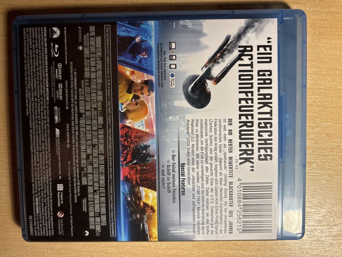 Alle DVDs: Star Trek Into Darkness Blu-Ray + Digital Copy! Top! – Gebraucht aus Gerlafingen von Marcryter 1
