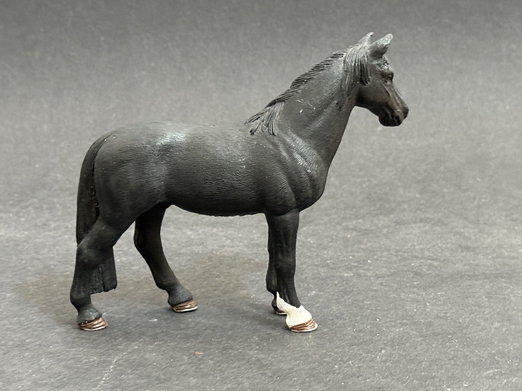 Schleich Statuette: Schleich 13832 Tennessee Walker Wallach Pferd – Usato da Ennetbaden venduto da mapa05 5