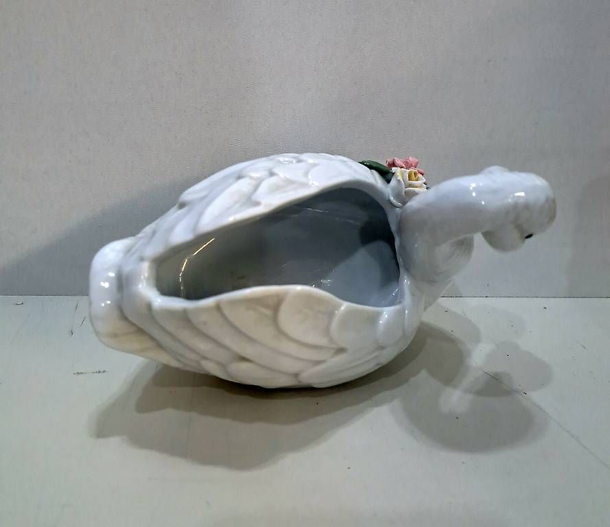 Figurines: Schwan Figur – D'occasion à Zürich par aiman3333 2