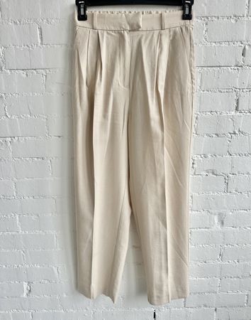Beige Stoffhose mit Bundfalten von H&M / Gr. 38