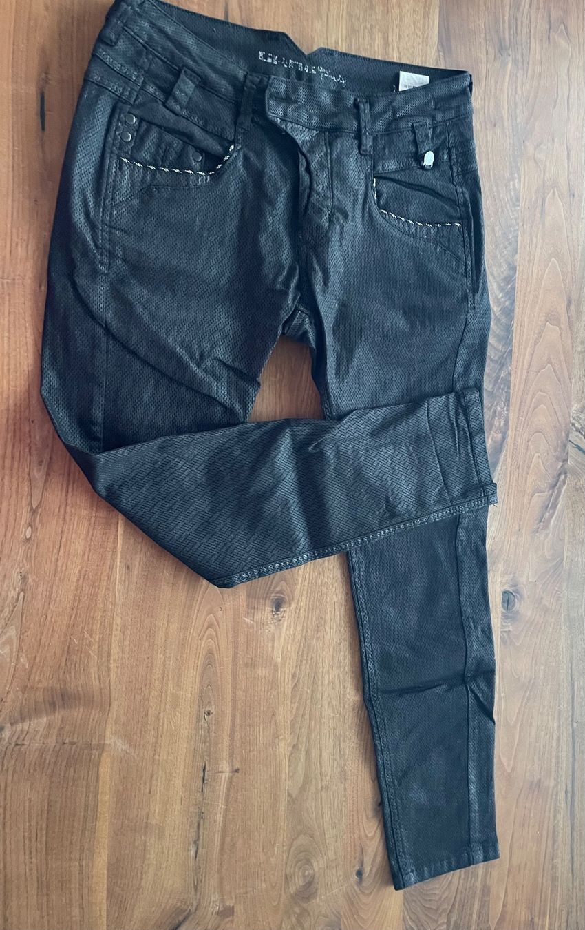 Gang Jeans: Damen Hose Gang – Gebraucht aus Unteriberg von fae_2gz2