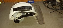 Bauhelm mit Visier