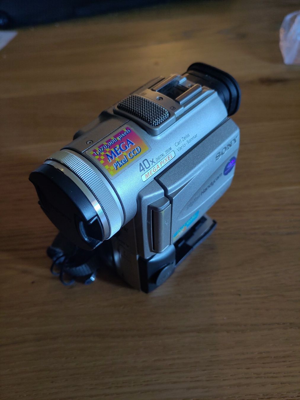 Sony Videocamere: Sony DCR-PC100E – Difettoso da Birsfelden venduto da bilderberg 1