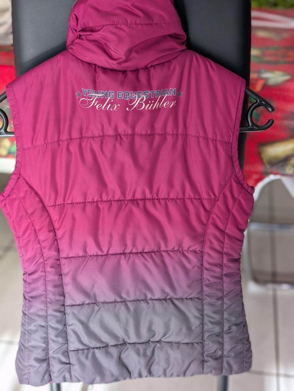 Felix Bühler Altro abbigliamento per bambina: Felix Bühler Young Equestrian Steppweste Grösse XS – Usato da Cugnasco venduto da tizianaq 1