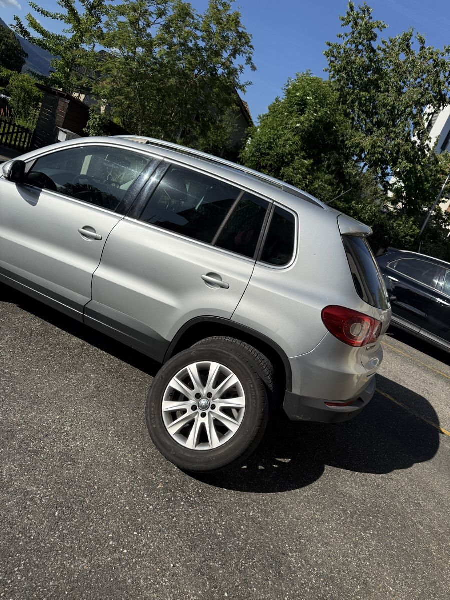 VW Automobili: VW Tiguan 2.0 TSI 4 Motion – Difettoso da zuchwil venduto da Miguel8 9